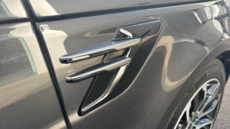 Land Rover Range Rover Sport 3.0 D300 HSE Silver 5dr Auto Diesel Estate